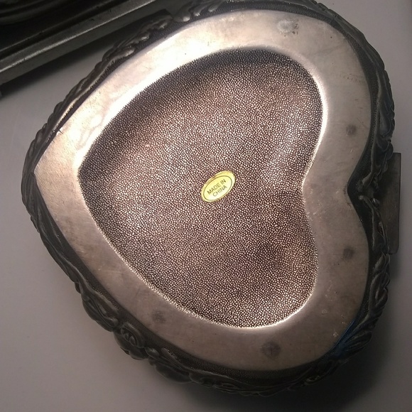 Brass or steal jewelry box - Picture 2 of 3